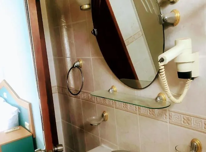 Alisa Hotel *
