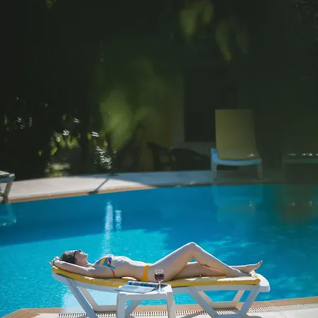 Alisa Hotel
