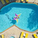 Alisa Hotel *